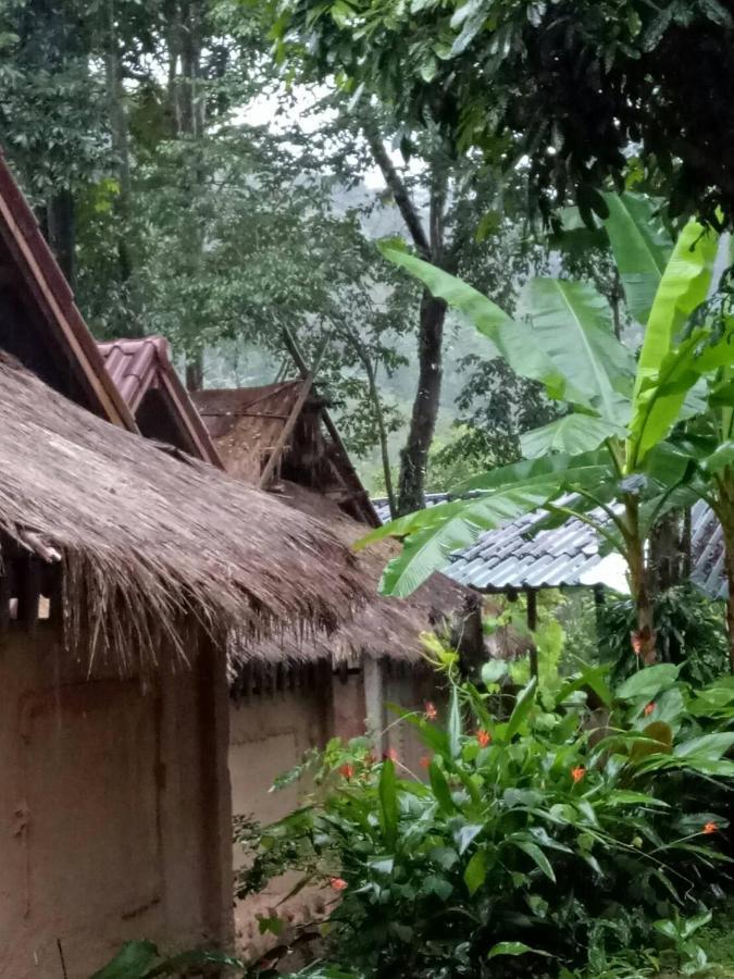 Hill Tribe Art House Apartamento Chiang Rai Quarto foto